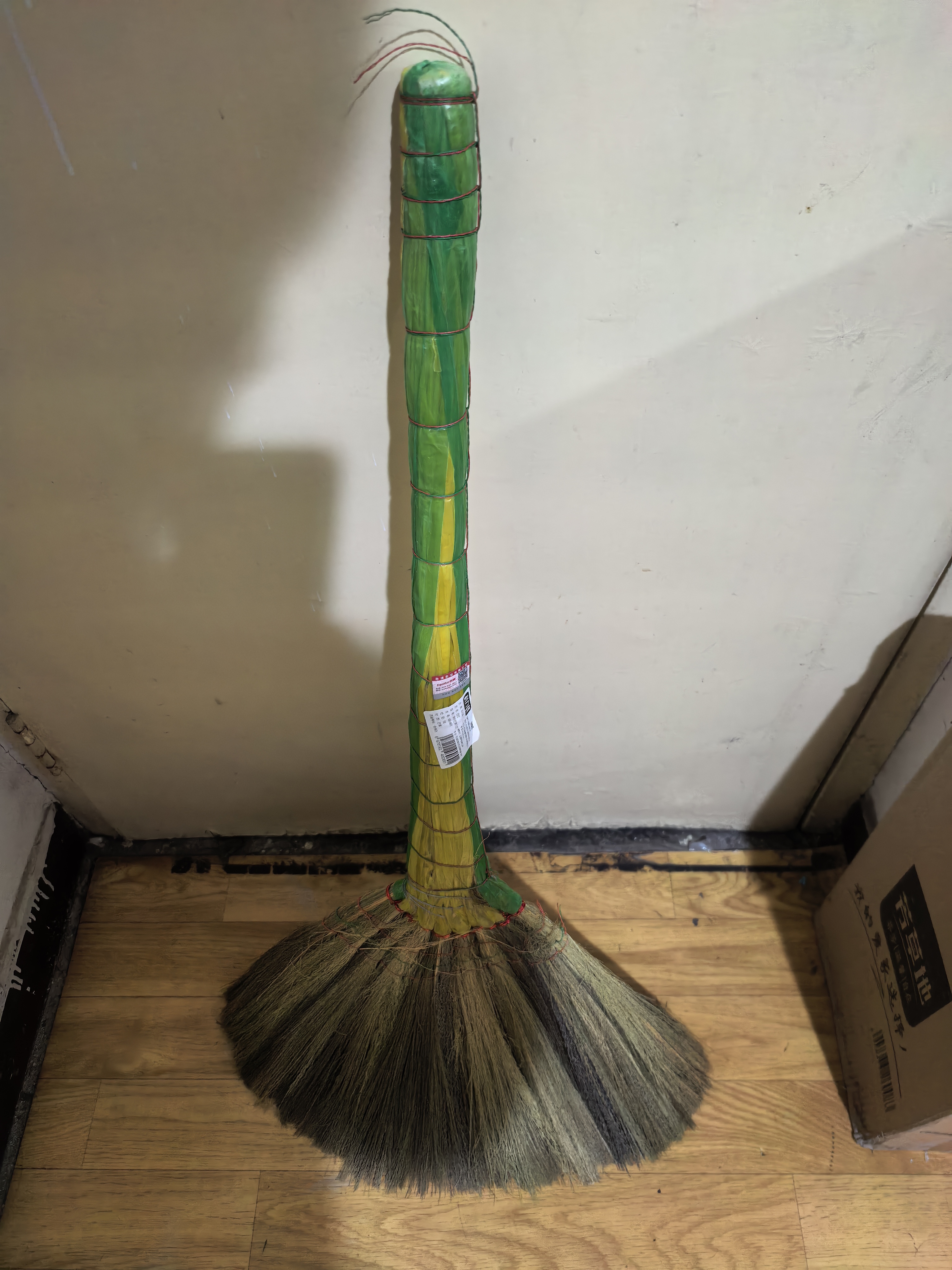 科力邦（Kelibang） 扫把 芒草白净苗植物编织小扫帚 物业工厂学校环卫家庭清洁笤帚原柄（个）KB1403 实拍图