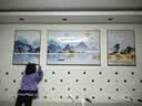 诗六艺家饰客厅装饰画北欧现代简约沙发背景墙挂画三联画大气轻奢壁画晶瓷画 背靠金山（铝合金外框） 镶钻画左右60*80+中间120*80亮面 实拍图