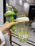 【京东物流】水杯冰霸吸管杯高颜值学生茶水分离大容量杯子 肚肚杯1个-浅绿色 实拍图