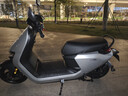 九号（Ninebot）N85C电动摩托车 9号电动电瓶车成人小型铅酸电摩-吉利银 实拍图