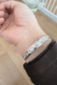 周大福简约大方福字大克重925银手镯送女友礼物AB39198 AB39198 实拍图