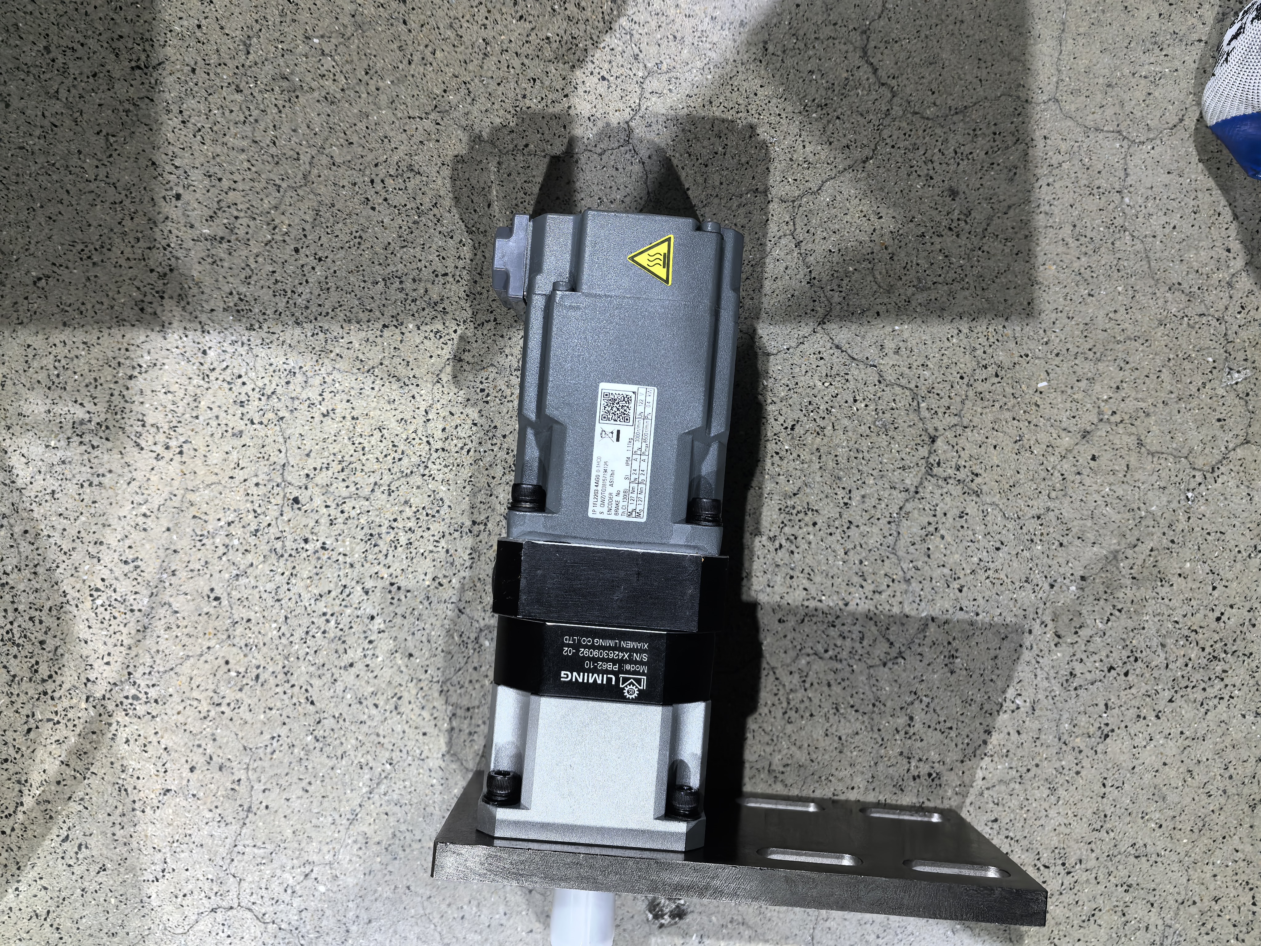 格力（GREE）【金榜单品】石墨烯取暖器家用电暖器速热电暖气片IPX4级防水取暖气浴室干衣暖风机NJF-X9020 实拍图