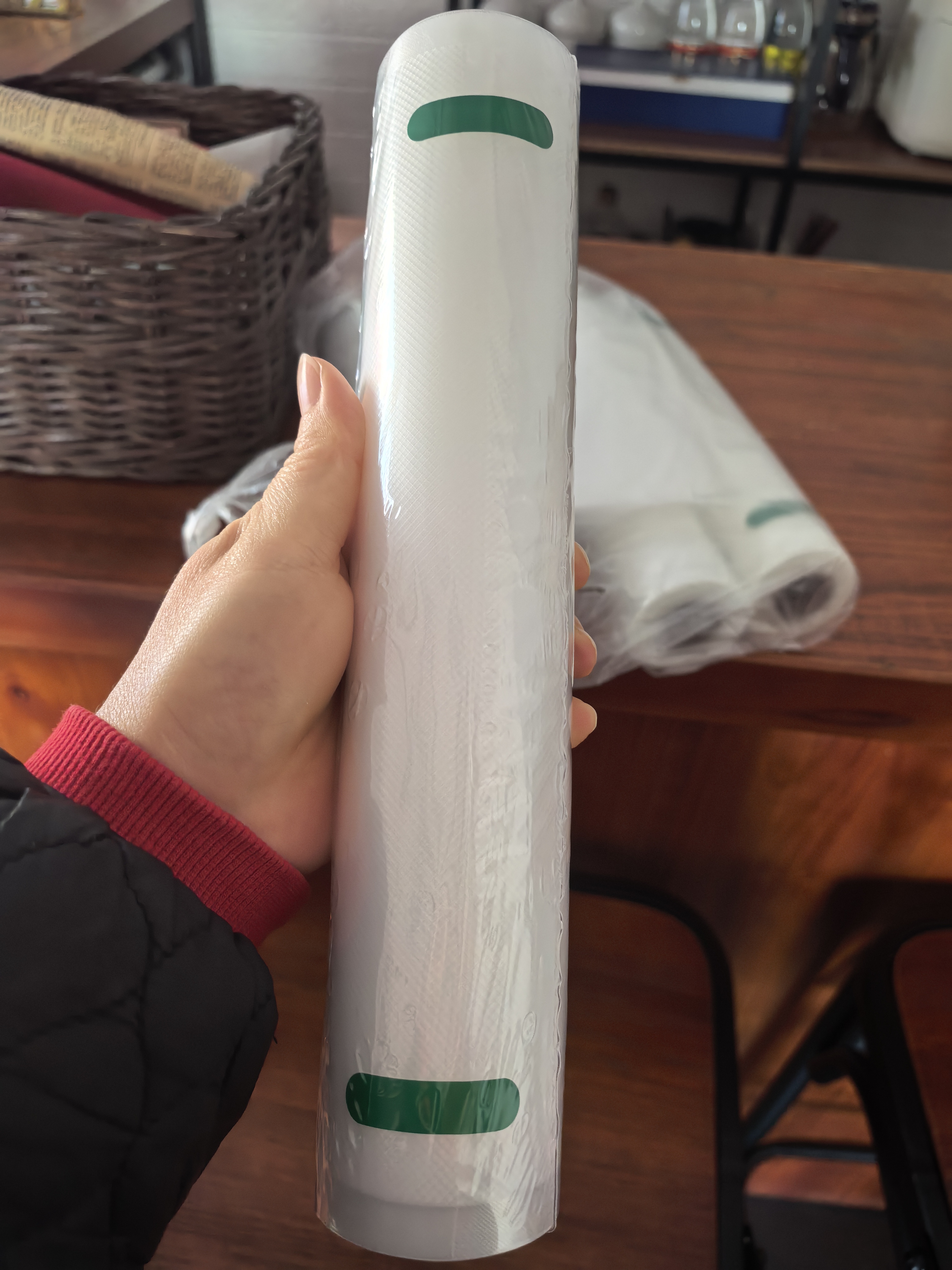 小熊（Bear）抽真空包装袋食品塑封袋双面纹路真空袋压纹袋家用抽真空保鲜袋子抽真空封口机包装机中秋月饼打包 双面网格纹28*500CM（一卷） 实拍图