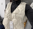 雪中飞经典新款V领轻薄显瘦羽绒马甲女士羽绒服轻盈蓬松保暖时尚 实拍图