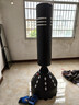 爱倍健（AIBEIJIAN）拳击沙袋散打立式家用成人拳击沙包不倒翁儿童跆拳道拳击训练器材 1.8米黑【两挡摆动任意调】 实拍图