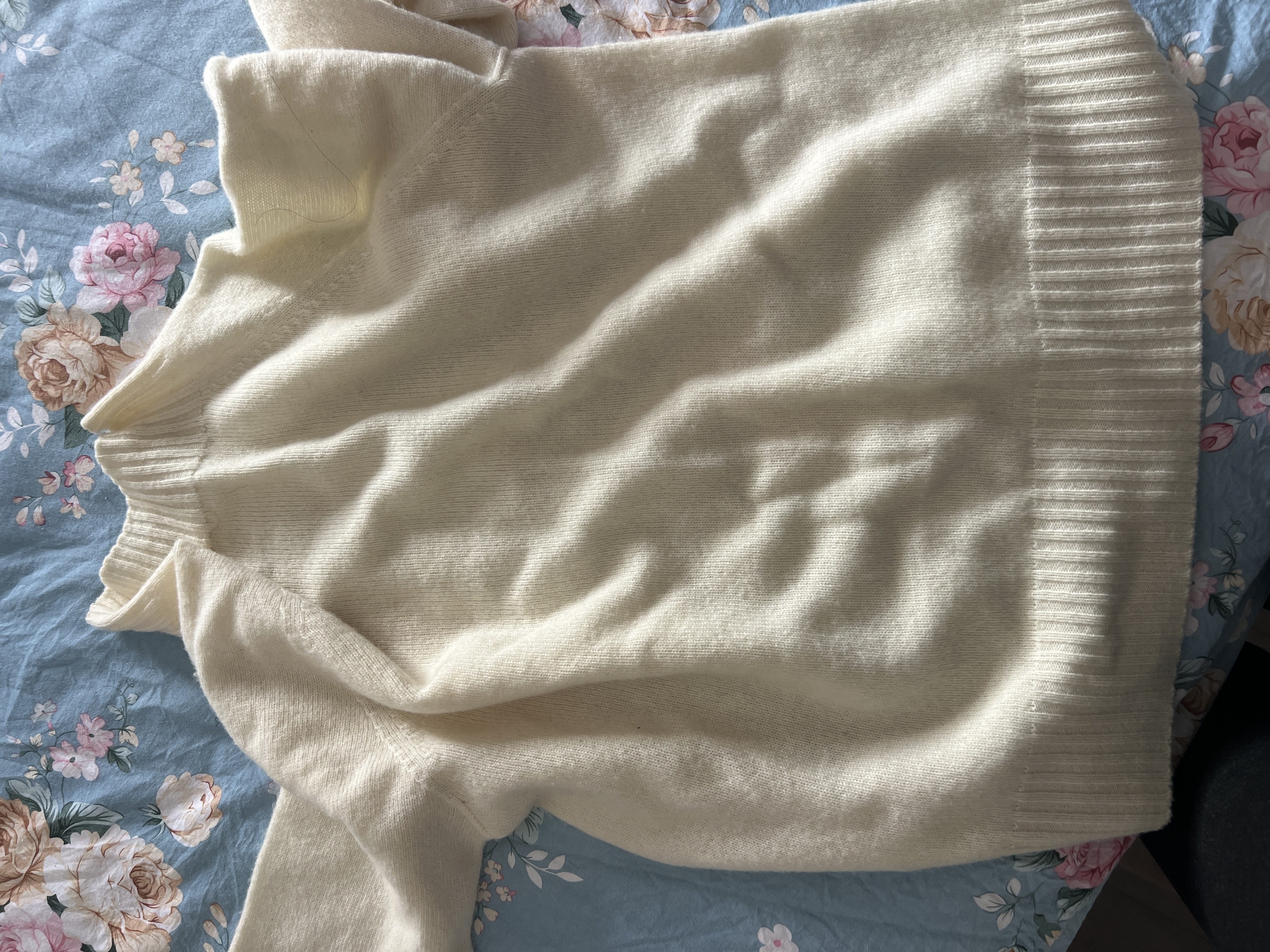 【京东直采】26新款100%羊毛衫女新年百搭无缝打底衫半高领毛衣 奶白 M 实拍图