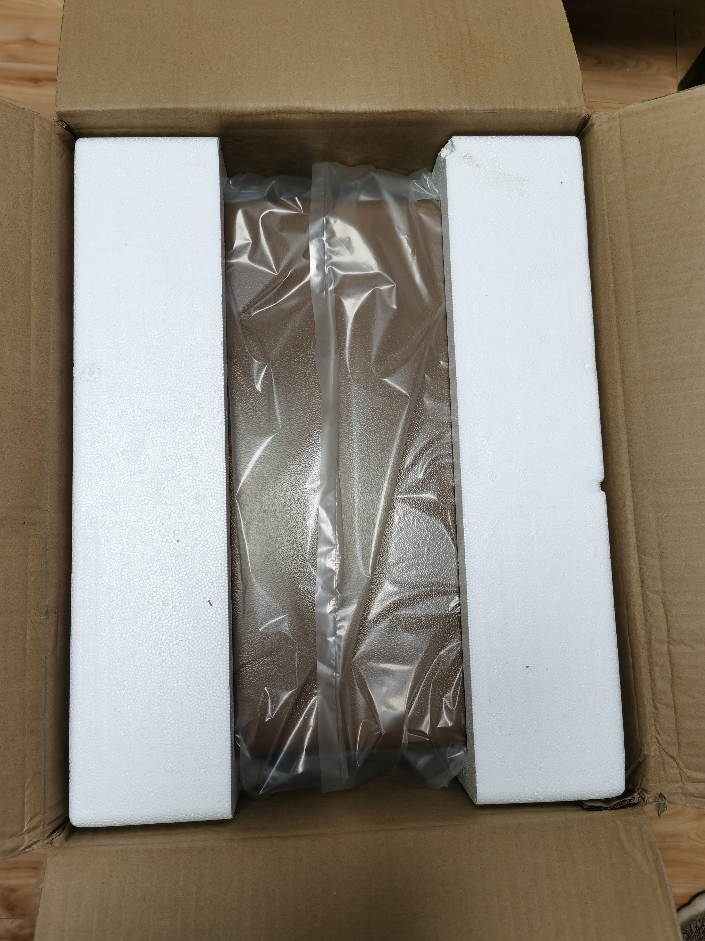 欧奈斯ONNAIS保险柜家用小型25cm办公密码WIFI保险箱防盗指纹入墙报警手机智能新款商用保管箱床头全钢保管柜 36cm咖啡金电子密码（远程授权） 实拍图