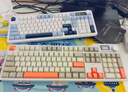 黑爵（AJAZZ）AK35IV3 MAX三模热插拔机械键盘104键 Gasket结构 PBT键帽TFT彩屏  RGB 灰米橙 牛油果轴 实拍图