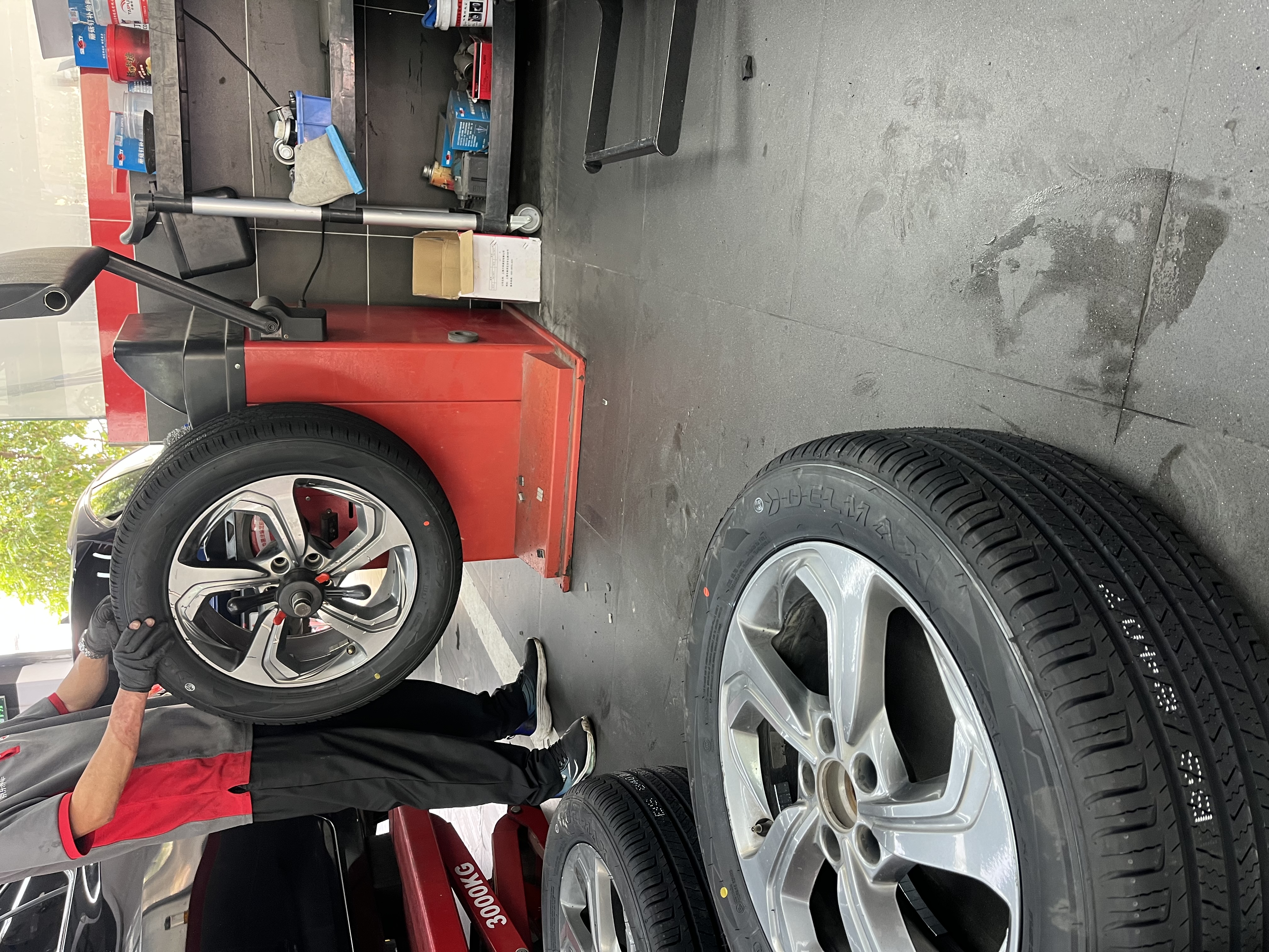 DELMAX德意汽车轮胎 235/55R17 103V 适配大迈X5/途观/东风飞跃 实拍图