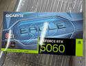 技嘉（GIGABYTE）RTX 5060 8G显卡 魔鹰/雪鹰/白色冰猎鹰/风魔MAX 台式机电脑 三角洲吃鸡游戏智能学习渲染独显 RTX5060 OC 8G猎鹰MAX 奢华三风扇 实拍图