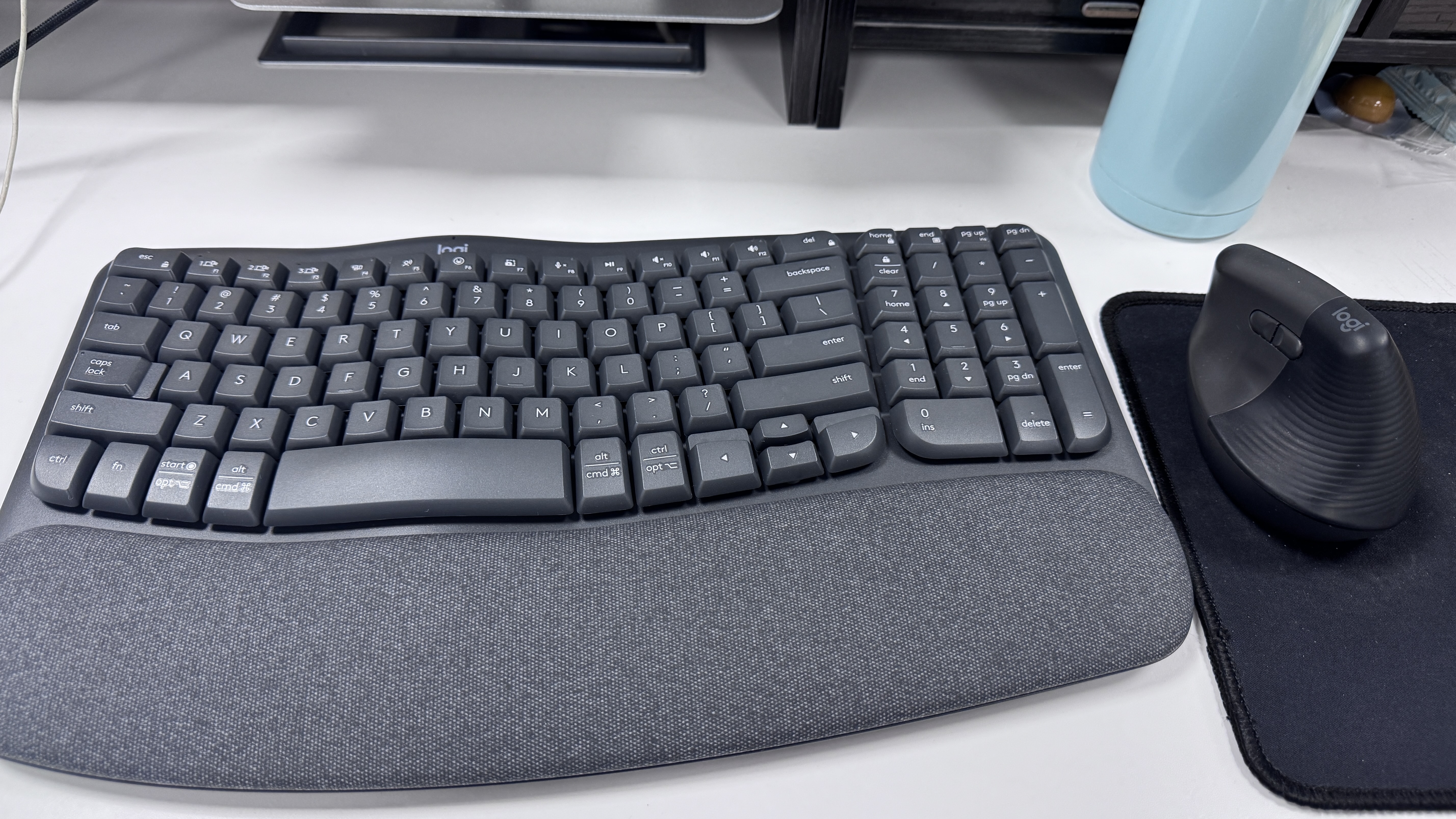 罗技（Logitech）Wave Keys人体工学键盘无线蓝牙办公平板ipad键盘Mac笔记本薄膜98配列键盘家用双模带掌托倾角支架 Wave Keys（商用版2年质保） 实拍图