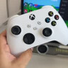 微软（Microsoft）Xbox无线游戏手柄 无线控制器 冰雪白 蓝牙适配Xbox/PC/平板/手机 Steam促销黑神话悟空 丝之歌 实拍图