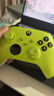 XBOX微软Xbox Series S/X无线Xbox手柄 XSS XSX 蓝牙游戏手柄 PC电脑 Xbox手柄 电光黄【送线/摆架】 实拍图