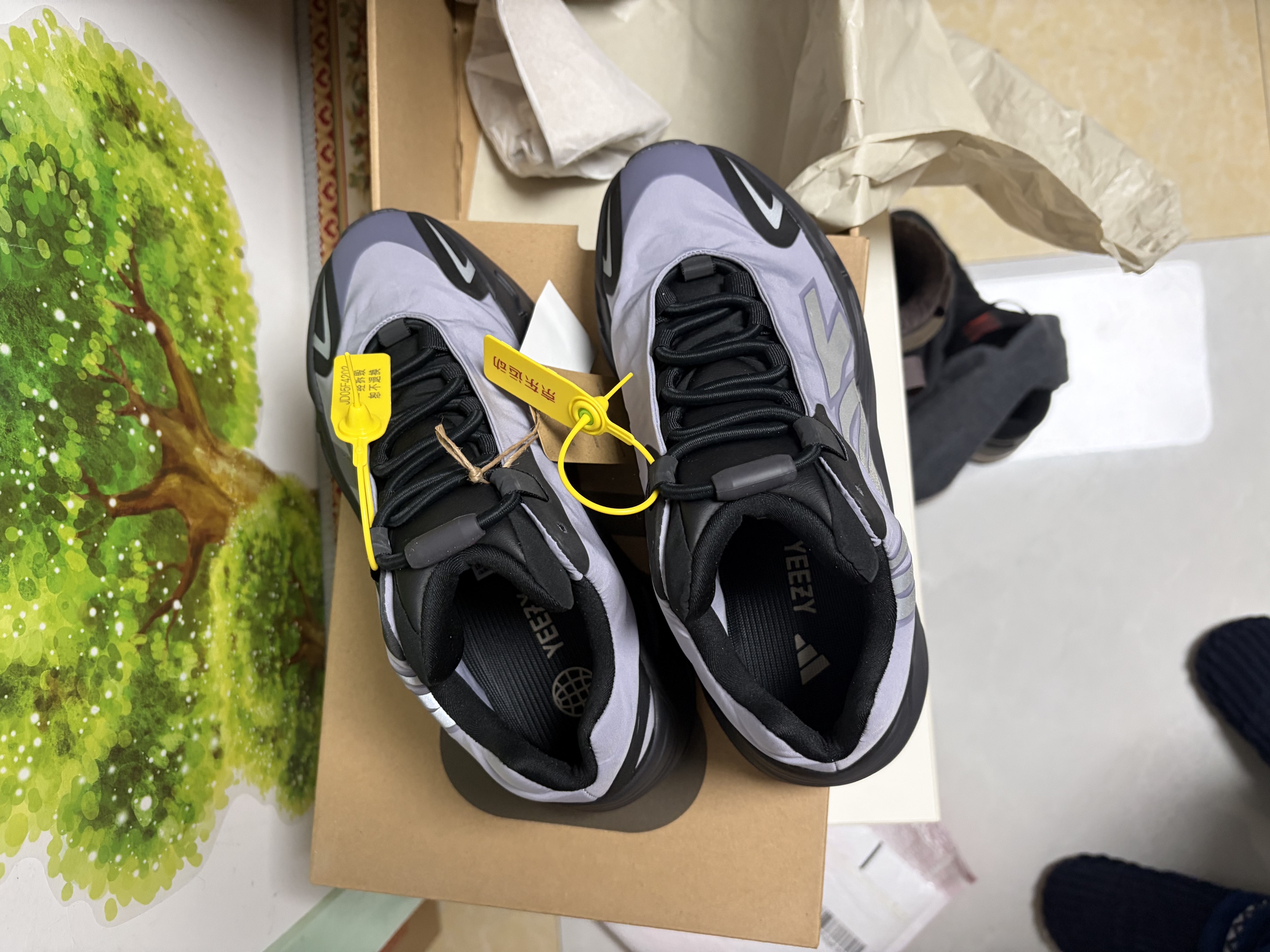 阿迪达斯 YEEZY 700MNVN薰衣草男女运动休闲鞋 GW9526 38.5码 实拍图