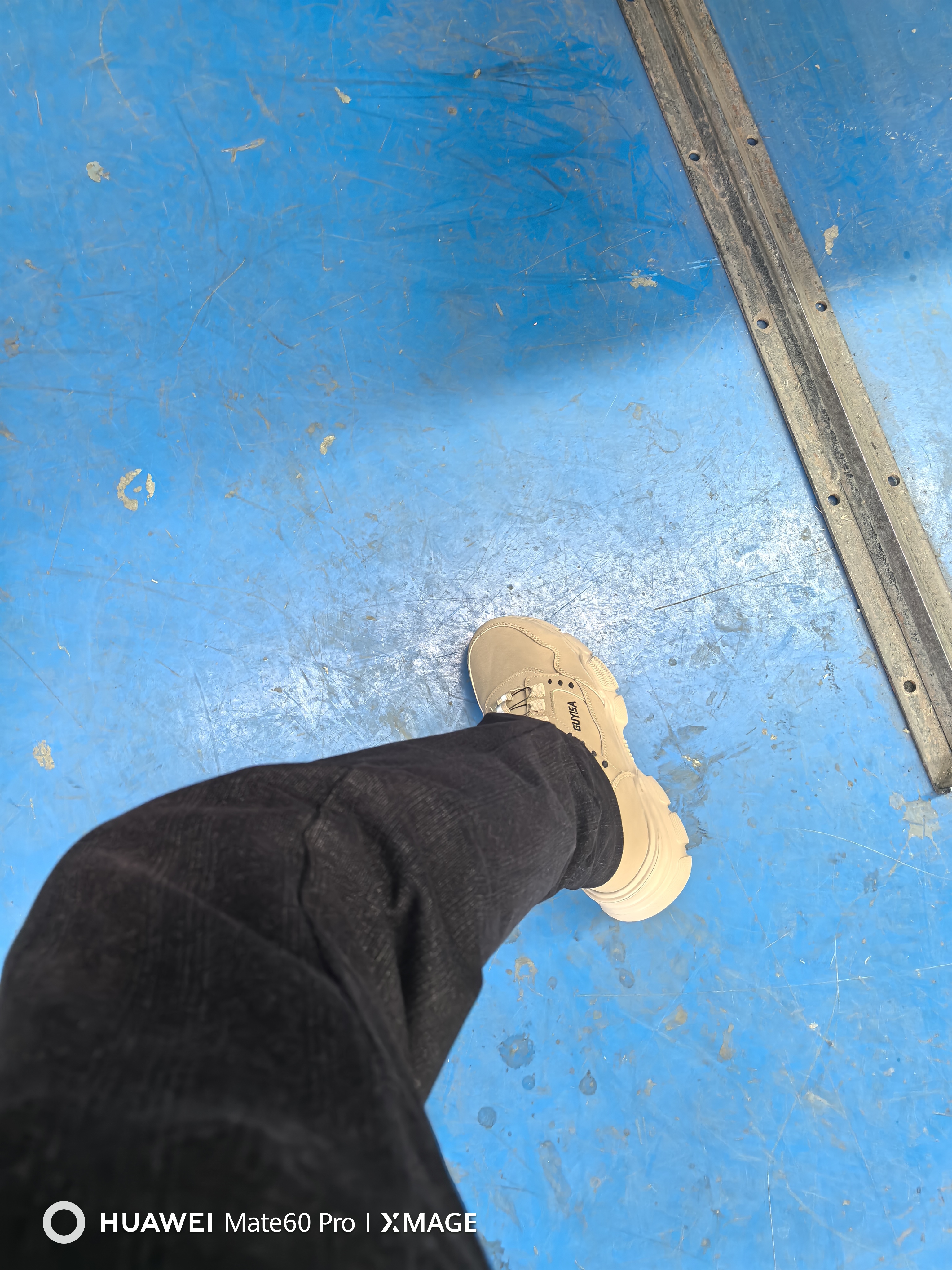 孚美尔劳保鞋男士高帮钢包头防砸防刺穿超轻防水工地安全工作鞋F055 42 实拍图