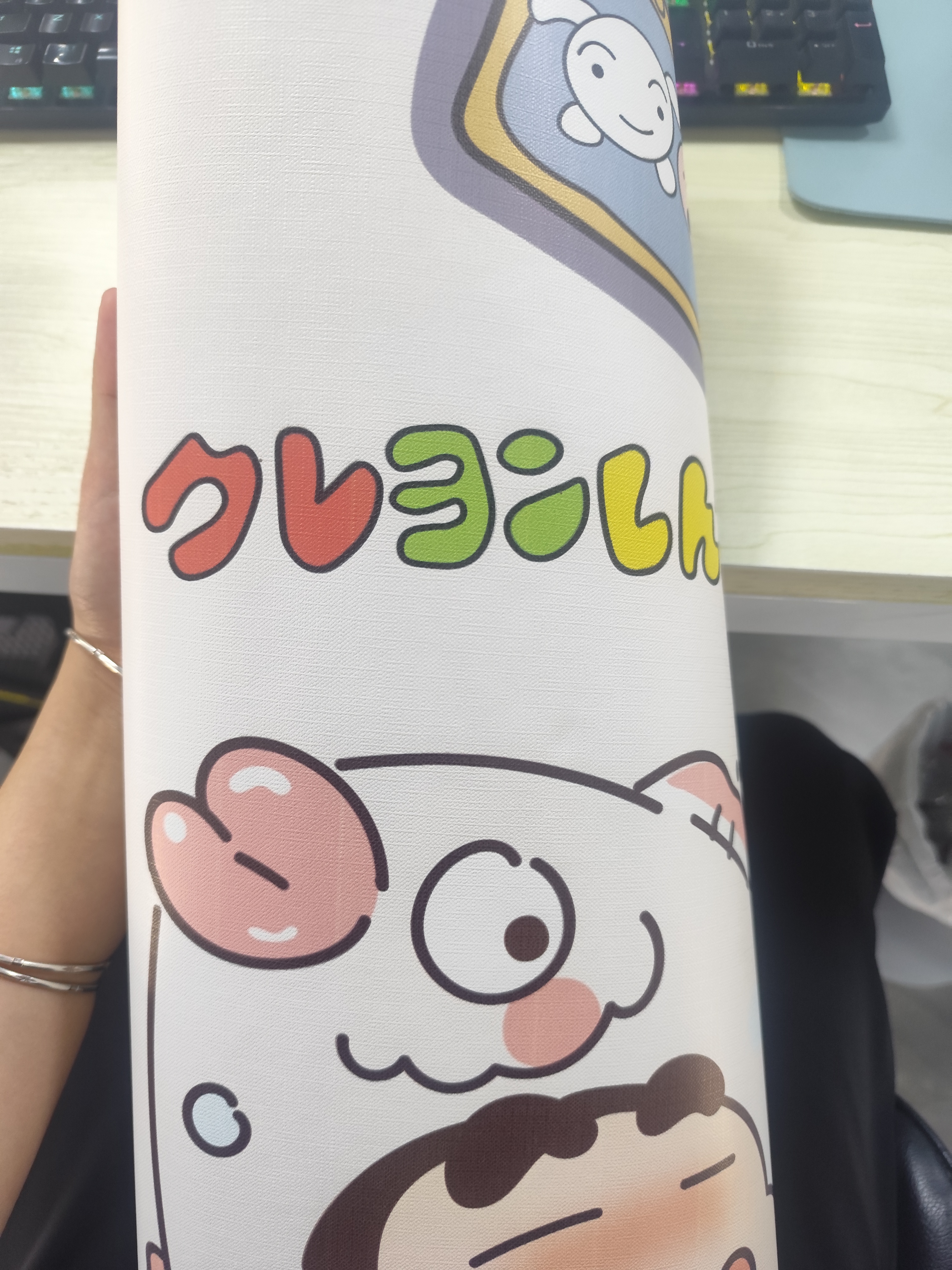 熠志贴墙纸自粘墙面贴纸墙壁装饰背景墙卧室墙面保护膜防水防潮翻新贴 抗菌99.99%-蜡笔小新-防潮铝箔底 60cm宽*90cm长【约0.54平方】 实拍图