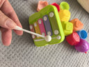 欣格婴儿玩具0-1岁早教升级彩虹塞塞乐魔方精细动作训练绕珠图形配对 实拍图