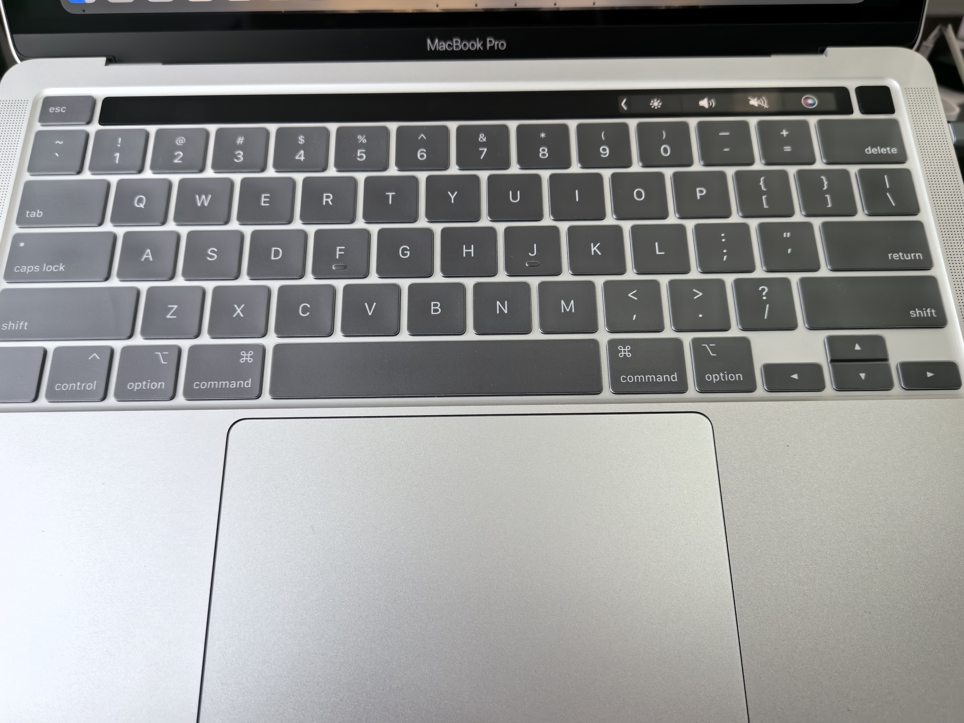Apple Macbook Pro二手苹果笔记本电脑超强M芯商务办公娱乐设计剪辑开发后期制作 99成新 20款13寸10代i5/16-512G银/灰P42 实拍图