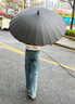 爱上雨24骨长柄雨伞男士大号自动暴雨专用伞加固结实抗风定制直杆大伞男 全纤维中棒-加大-24骨经典黑 实拍图