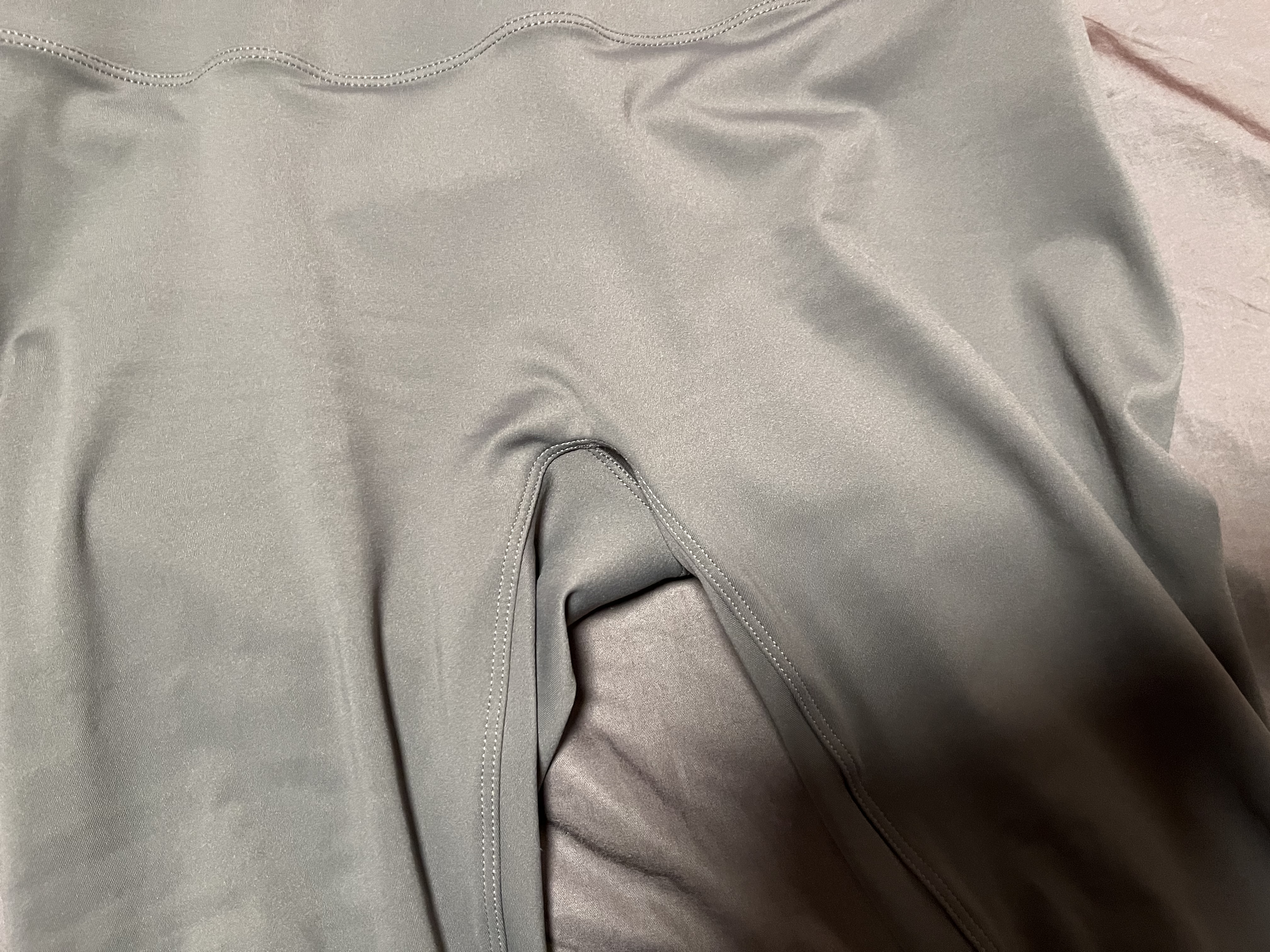 骆驼（CAMEL）防晒鲨鱼裤女弹力瑜伽健身跑步运动裤 Y25CY1L7005A5 月岩灰 L 实拍图