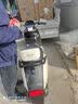 小刀电动摩托车K18长续航踏板电动车1000W电瓶车60V20Ah铅酸电池外卖上班通勤代步时尚电摩奶油白 实拍图