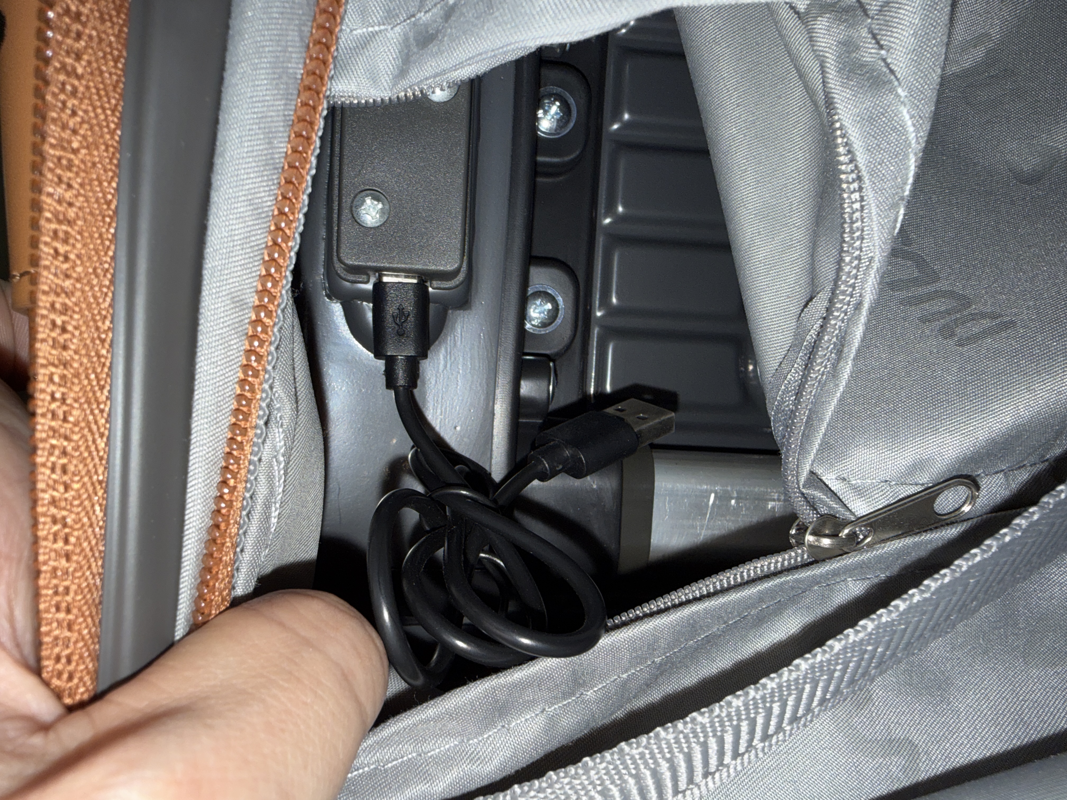 DULA行李箱高颜值多功能带杯架USB拉杆箱旅行箱密码箱子飒灰棕20英寸 实拍图