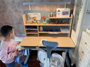 读书郎儿童学习书桌椅套装可升降中小学生桌椅子写字家用课桌香草蓝T12 1.2米楹木桌+光谱大路灯+追背椅蓝 实拍图
