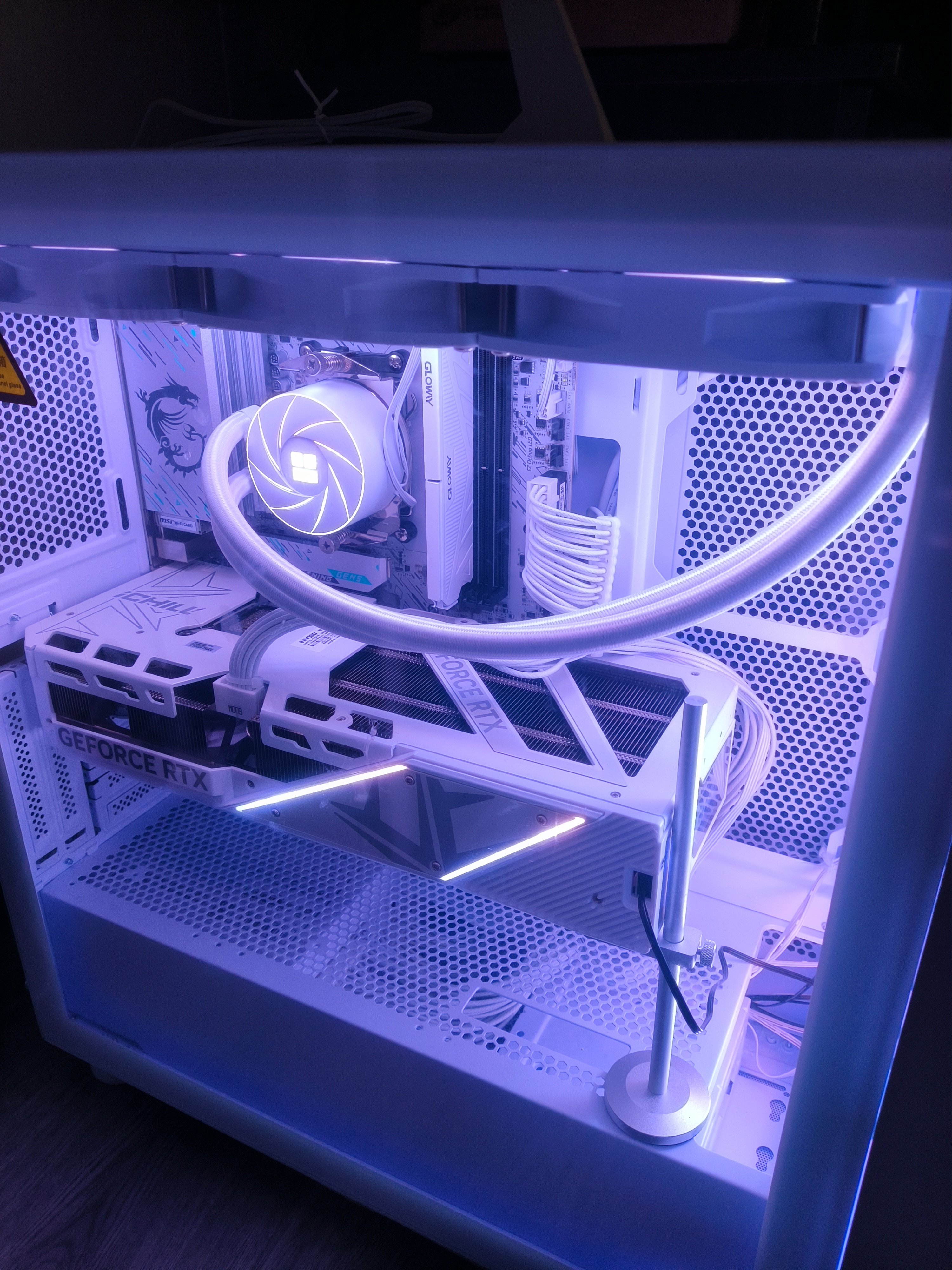 微星（MSI）B850M GAMING PLUS WIFI7主板 5G网口 支持CPU 9800X3D/9850X3D/9700X/9600X/(AMD B850/AM5接口) 实拍图