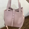 CHARLES&KEITH简约通勤手提水桶包菜篮子包生日送女友母亲节礼物CK2-10151518 Cotton Candy Pink棉花糖粉 S 实拍图