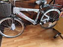 火星翼山地自行车男城市自行车学生淑女单车成人实心胎通勤车 三角梁-豪华版-黑色 26寸实心胎【建议160-180cm】 实拍图