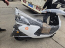 雅迪电动摩托车【王鹤棣推荐】冠能T35-M旗舰款超长续航72V21AH大动力双碟大座桶通勤代步 新塔夫绸白 实拍图