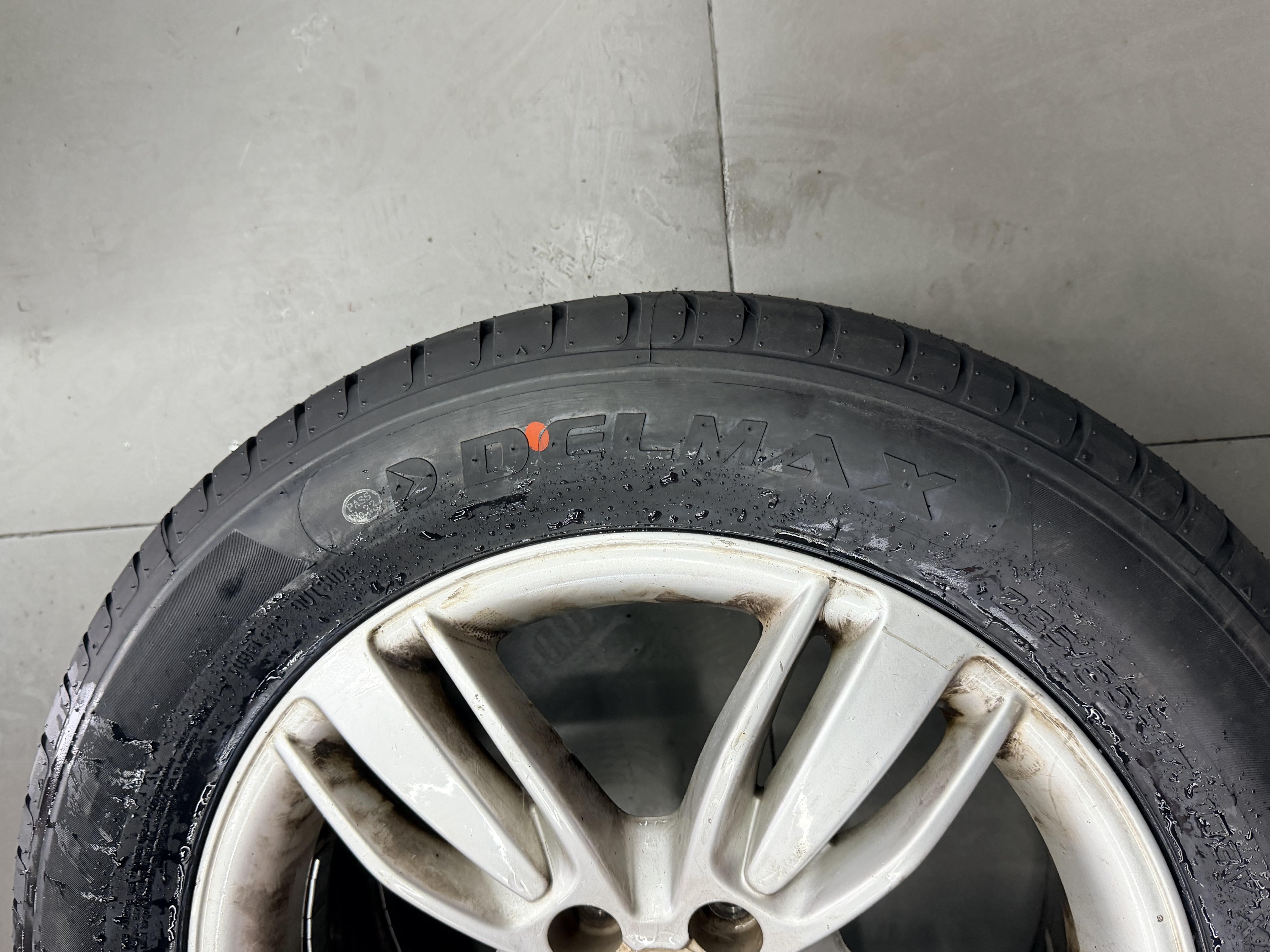 DELMAX德意汽车轮胎 235/55R17 103V 适配大迈X5/途观/东风飞跃 实拍图