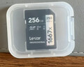 雷克沙（Lexar）256GB SD存储卡 U3 V30 佳能索尼富士尼康相机高速SD卡 读225MB/s 写160MB/s 4K超清录制 SD银卡 实拍图