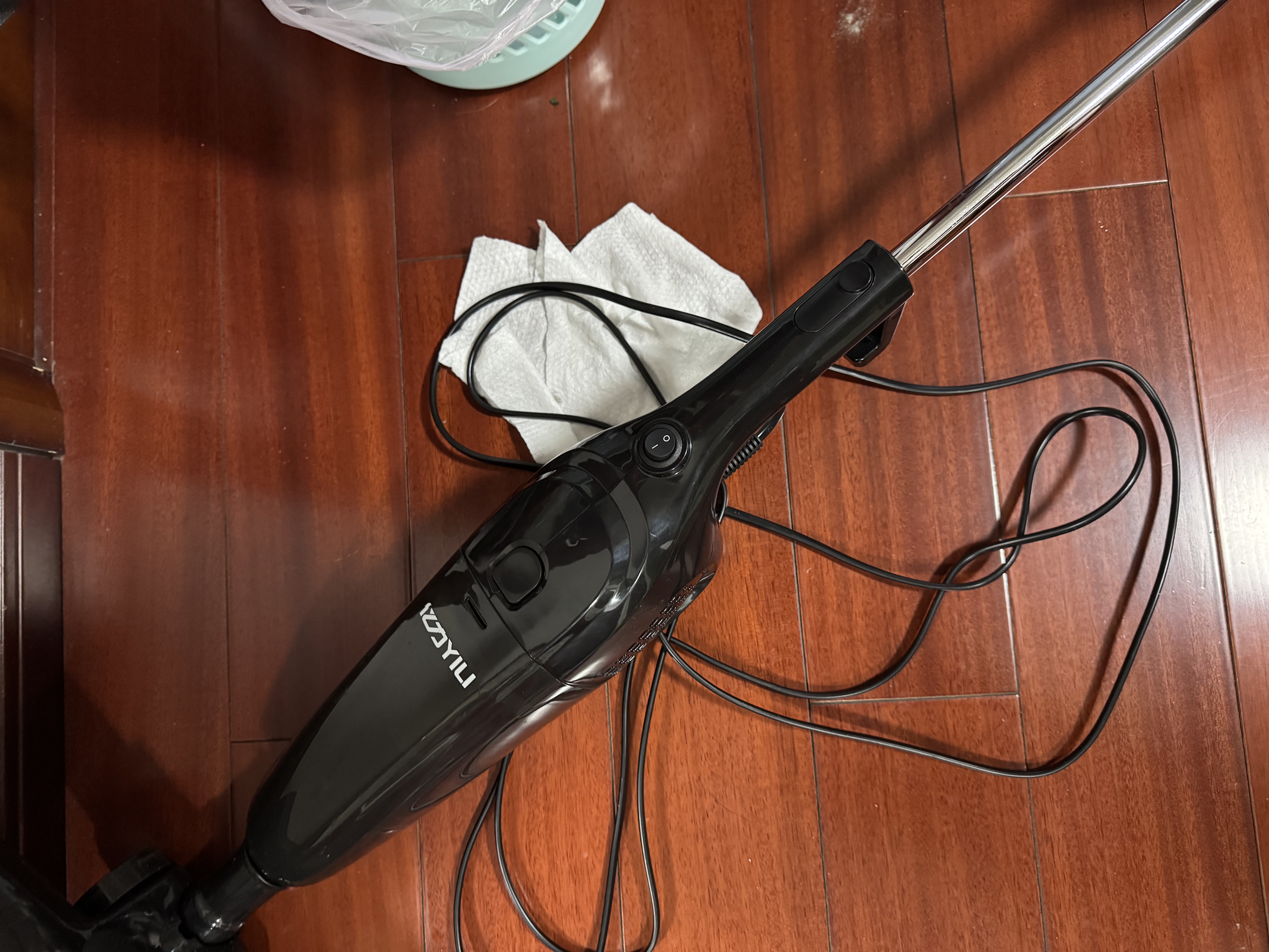 亿力车载吸尘器随手吸桌面吸尘器大功率吸尘器手持吸尘器家用车用吸吹一体地毯宠物吸猫毛吸尘VH05 实拍图