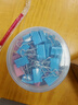 得力（deli）96只25mm彩色长尾夹票夹  大桶装票夹 4#中号燕尾夹 办公用品 96只/筒 8554-D 实拍图