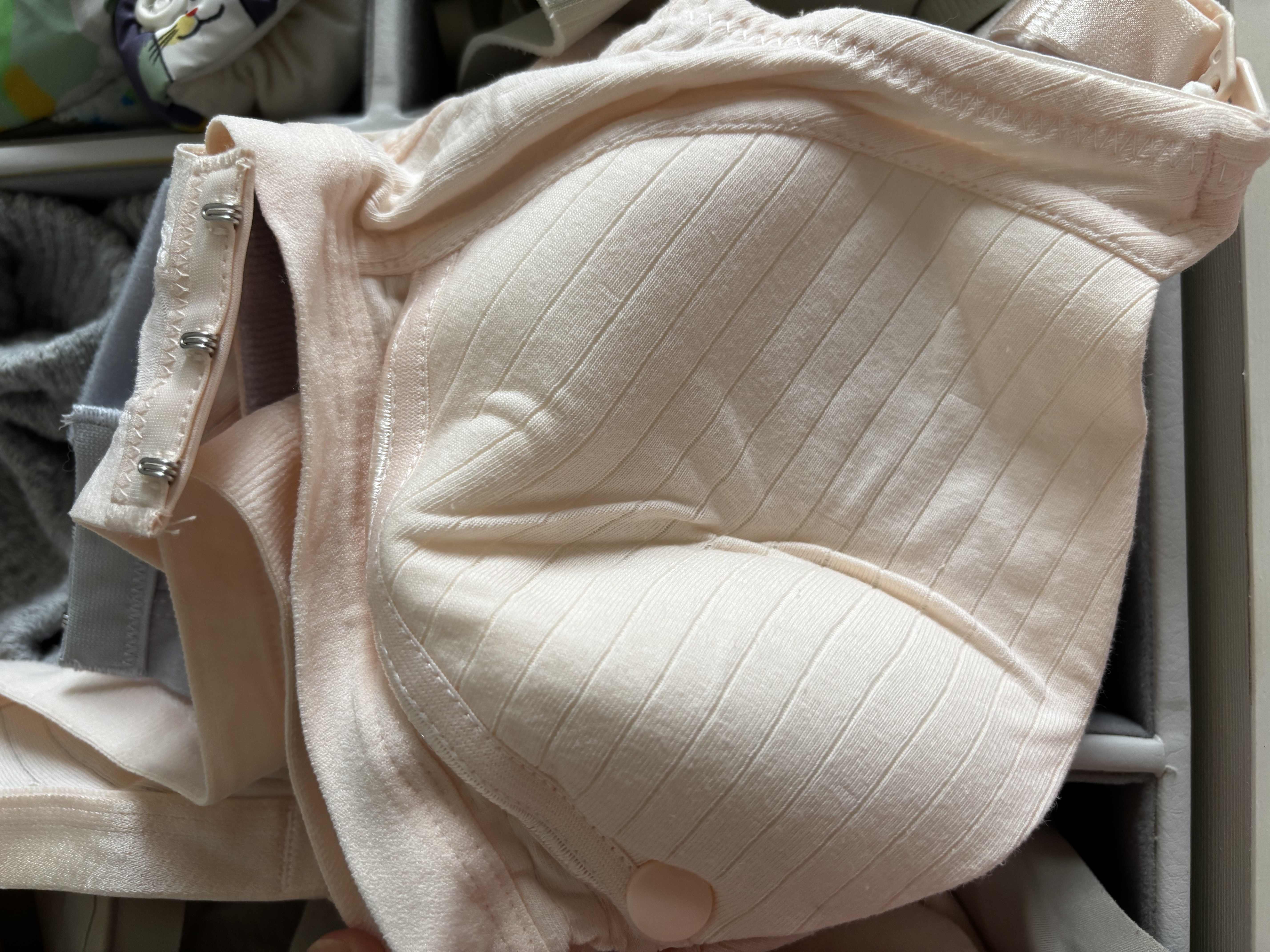 童颜哺乳内衣春夏孕妇文胸双开扣无钢圈聚拢怀孕期喂奶胸罩 蓝灰色75B 实拍图