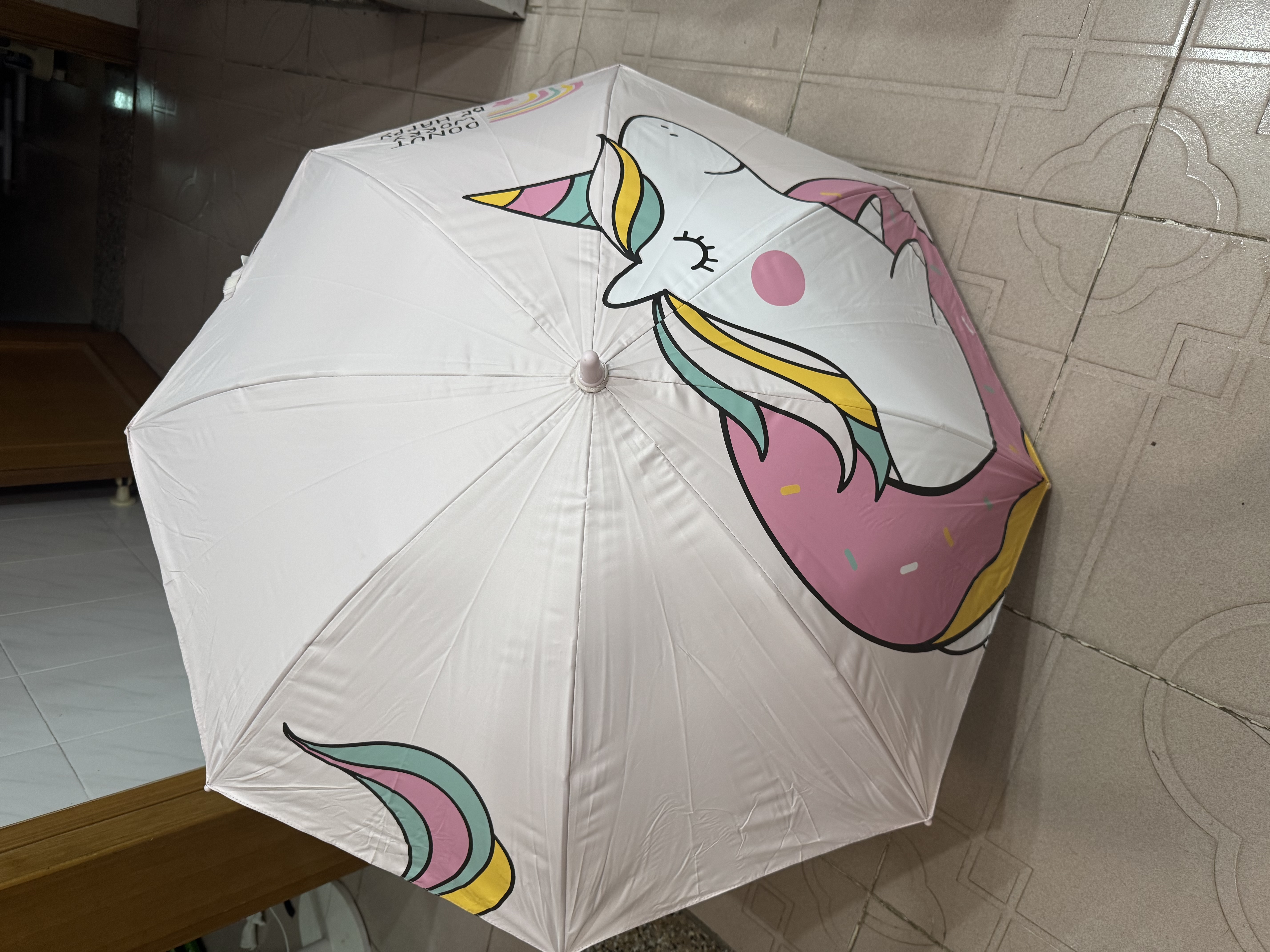 天堂伞 防紫外线晴雨伞直杆 黑胶防晒直柄遮阳伞晴雨两用 飞马 实拍图