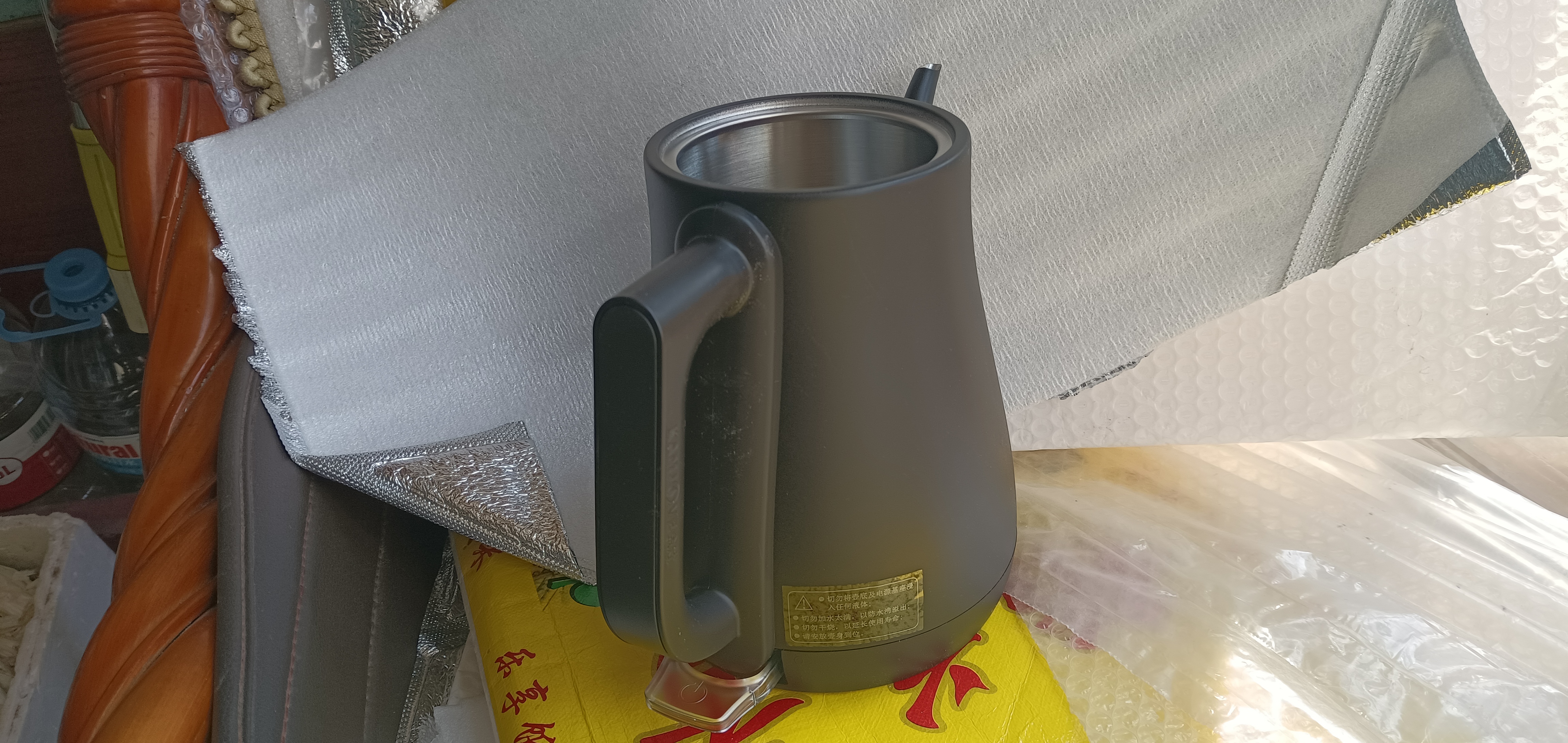 金灶（KAMJOVE）电热水壶茶台烧水壶304不锈钢全钢壶体 拉弧式茶艺壶嘴自动断电热水壶 电茶炉T-94 1.5L 曜黑色 实拍图