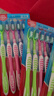 高露洁（Colgate）超洁净中毛牙刷套装 6支装×3 可清洁舌苔 深入清洁 实拍图
