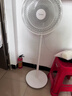 美的（Midea）【品质推荐】七叶轻音柔风电风扇/家用省电落地扇/台式电扇/广角摇头节能宿舍小型风扇 SAE35CA 实拍图