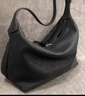 裘真【明星推荐】经典hobo包植鞣牛皮腋下通勤休闲饺子女包 黑色-大号（羊皮） 小包/大包 实拍图