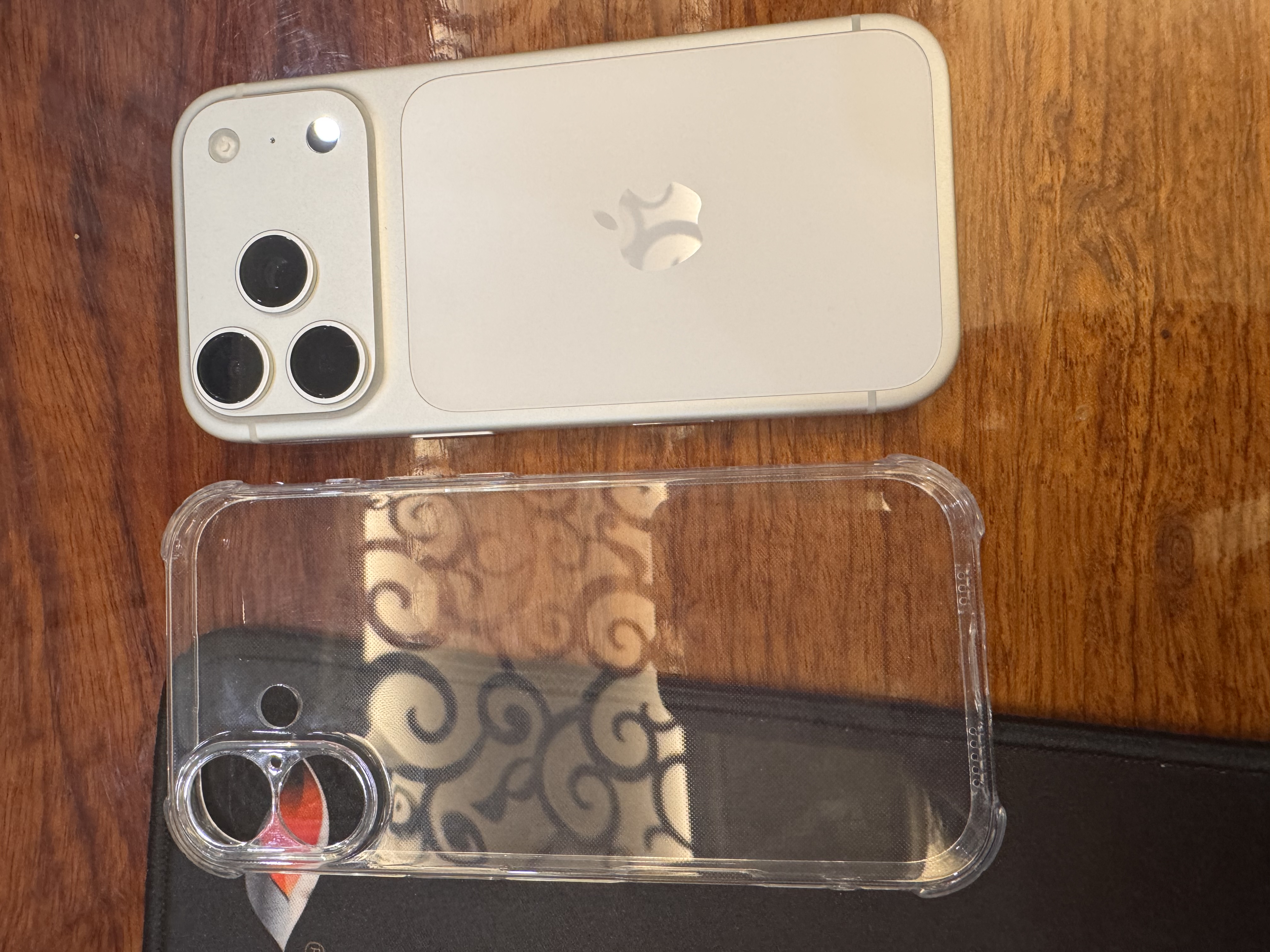 闪魔【3D热弯膜】适用iPhone17promax钢化膜苹果17promax手机膜高清抗指纹无尘仓秒贴保护膜 实拍图