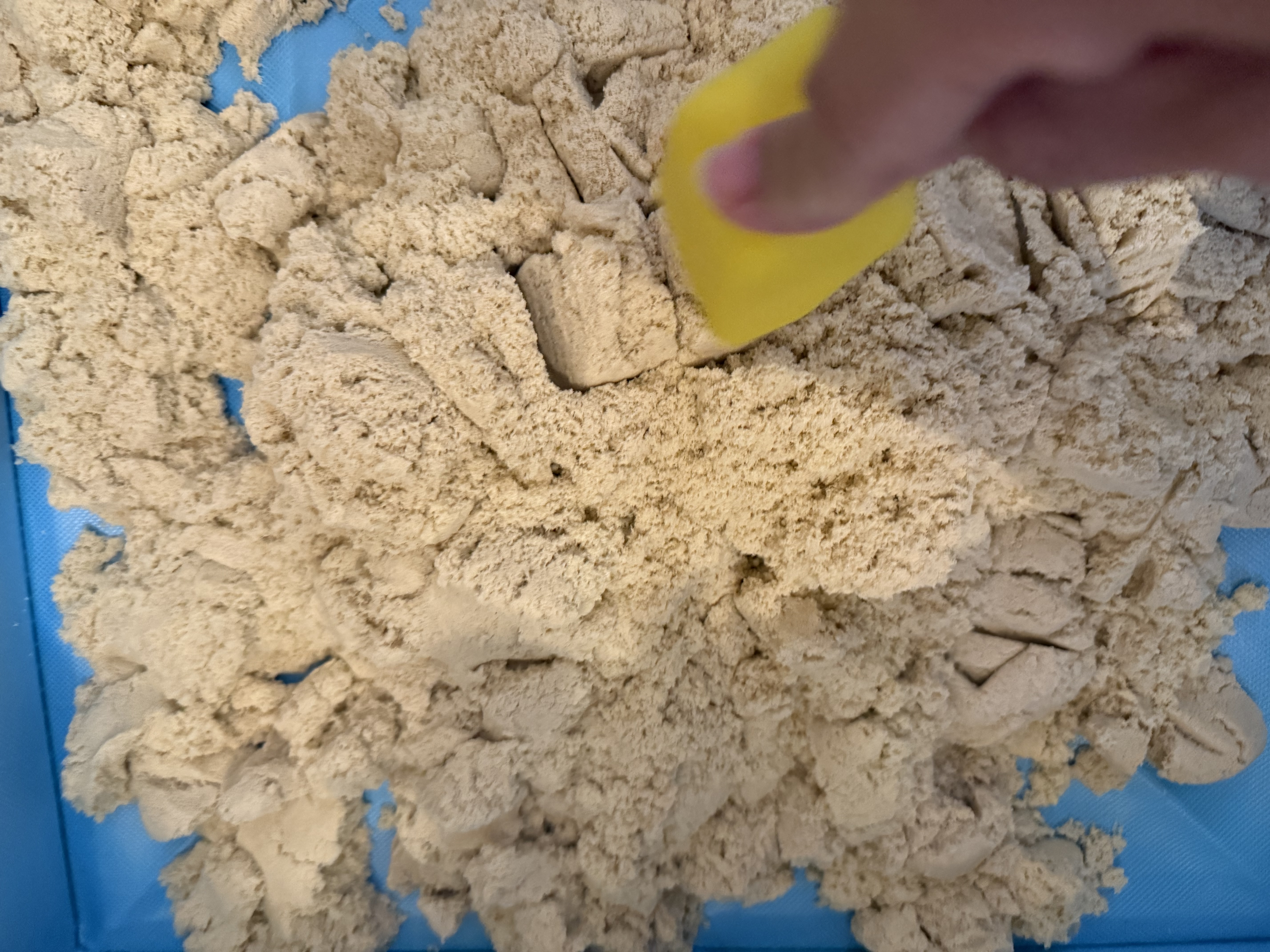 得力（deli）2kg云柔沙手提箱套装沙子玩具粘土彩泥学生太空星空沙收纳工具箱儿童生日开学礼物 太空探险主题 实拍图