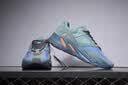 阿迪达斯 男女鞋Yeezy700复古限量休闲鞋GZ2002 UK10码44.5码 实拍图