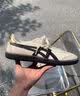 Onitsuka Tiger鬼塚虎男女款复古德训鞋轻便透气运动休闲板鞋TOKUTEN 1183B938 白色/黑色 42.5 实拍图