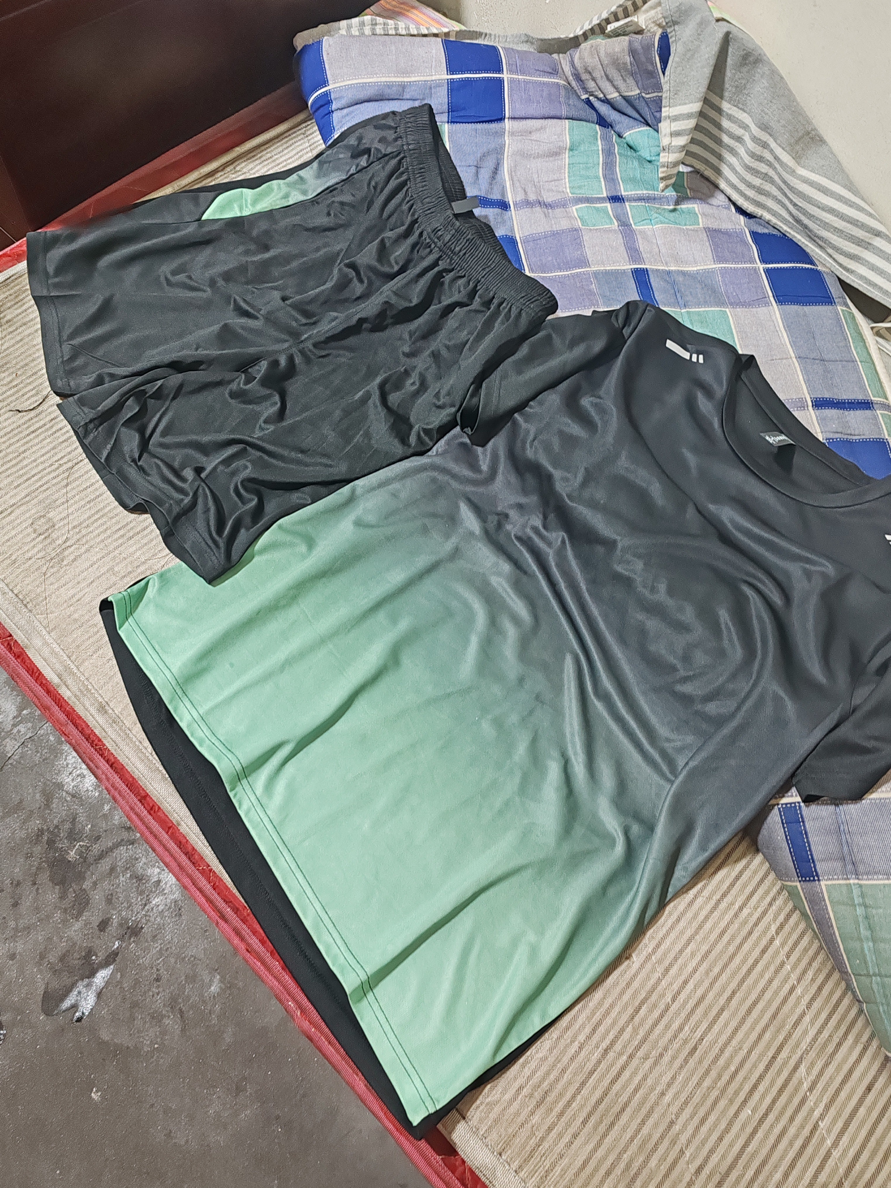 VICTORIATOURIST运动套装男女夏季健身服速干短袖T恤羽毛球篮球训练短裤跑步装备 实拍图