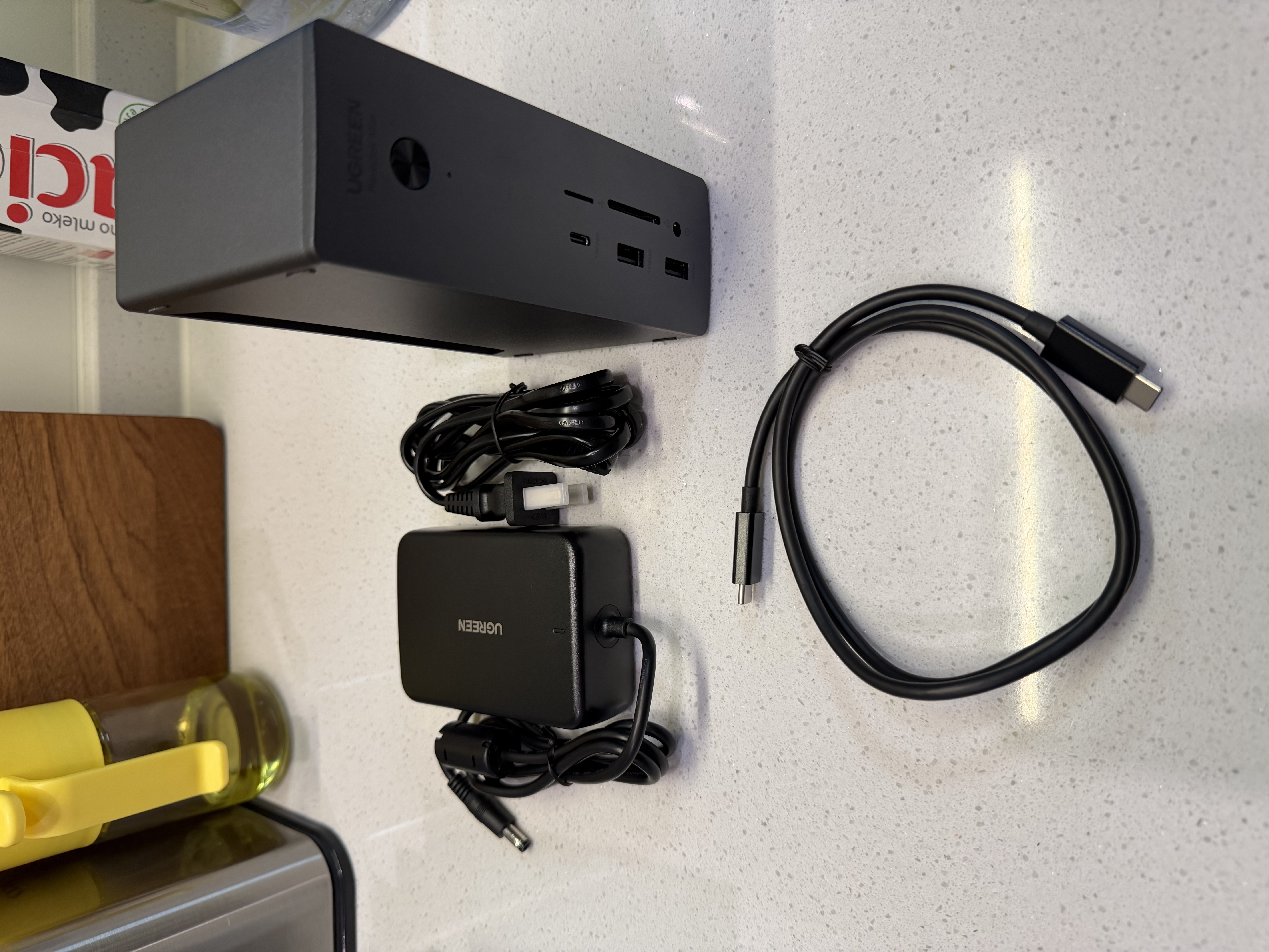 绿联U715 TB5雷电5拓展坞TypeC硬盘扩展120G闪传坞站8K四屏异显2.5G网口适用苹果Macmini M345 pro/max 实拍图