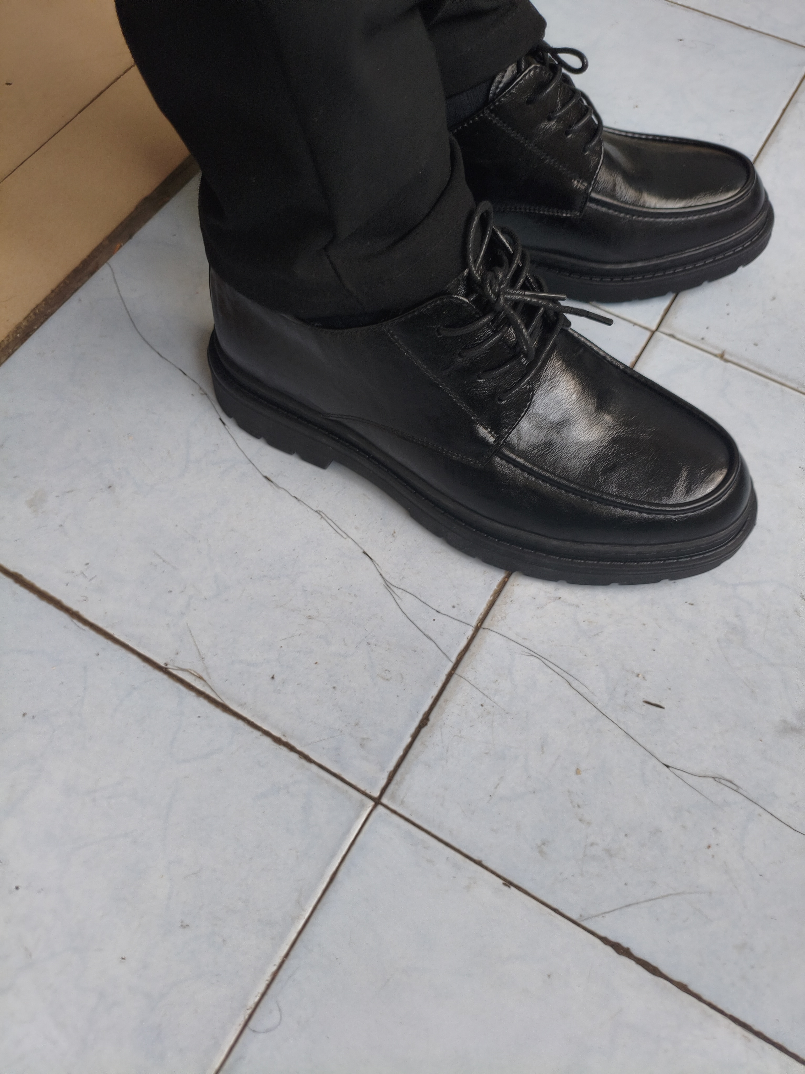 戈耐（GENAI）男士休闲皮鞋男生新郎结婚隐形内增高百搭潮商务鞋真皮透气男鞋子 黑色【真牛皮】5cm内增高 40 (250mm) 实拍图