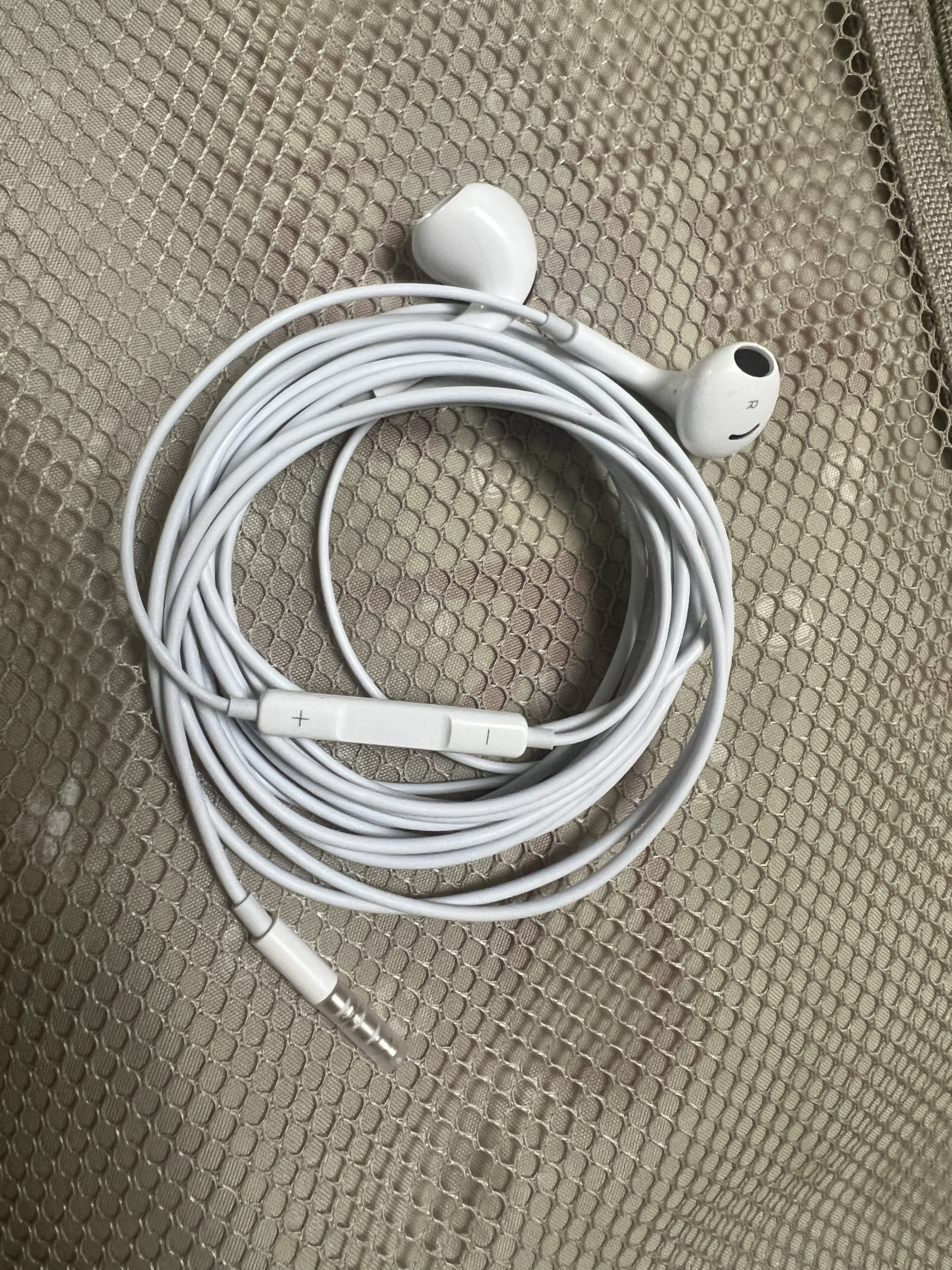 惠普（HP）DHH-1112A有线耳机半入耳式3.5mm接口圆孔 适用苹果安卓 白色 3M线长 实拍图