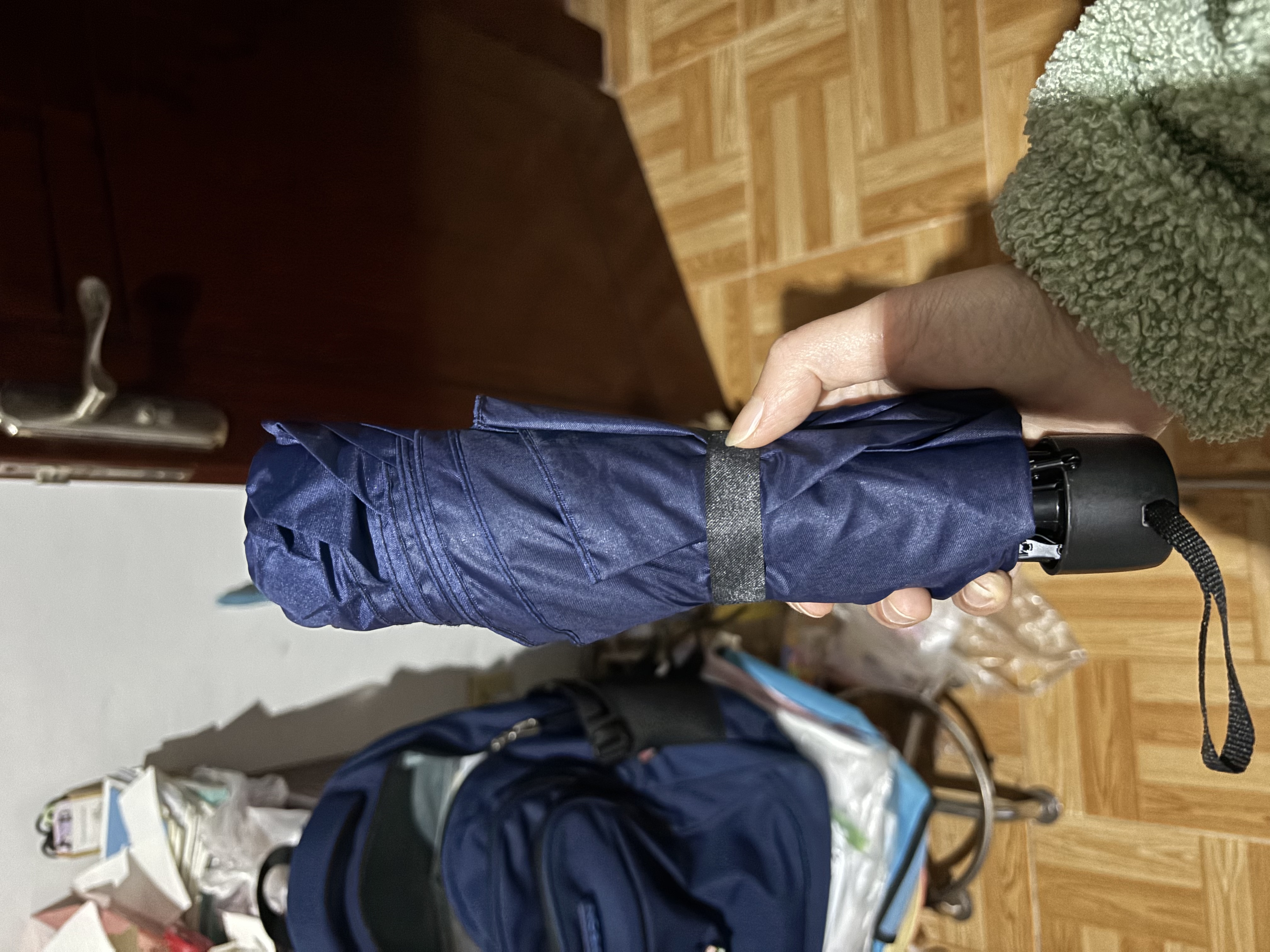 出行必备 晴雨两用简约隔热双人雨伞防紫外线遮阳防晒伞自动大号 八骨手动-纯色(颜色随机) 实拍图